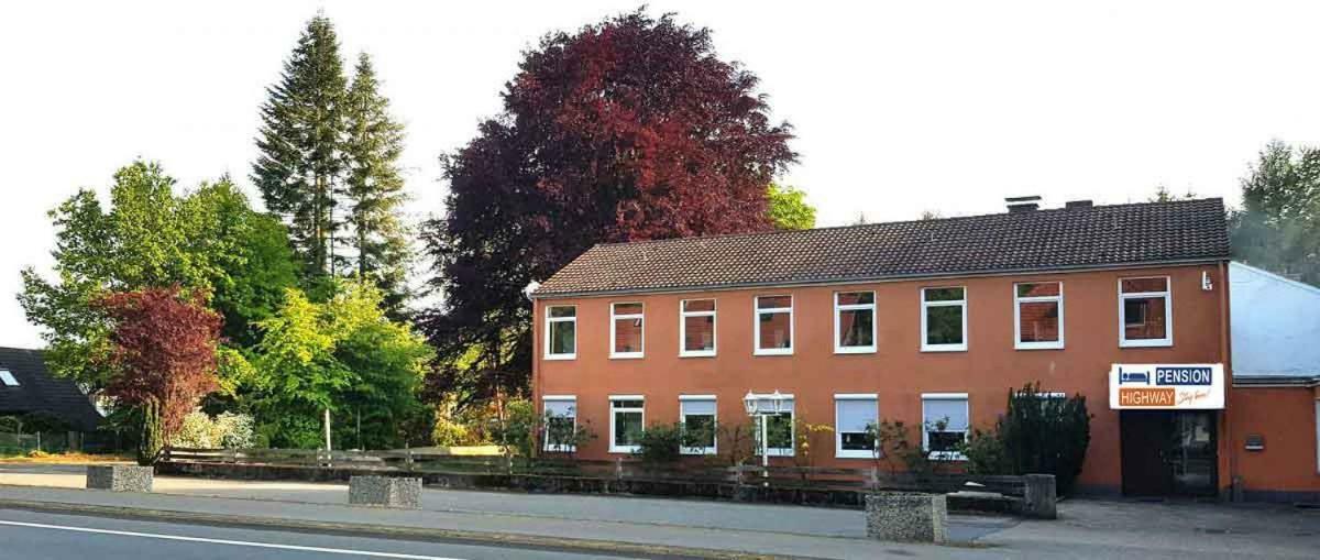 Pension Highway 3 Bielefeld Extérieur photo